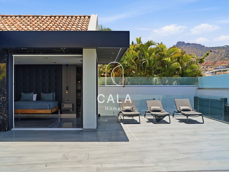 Villa for Sale in Costa Adeje, Tenerife 28