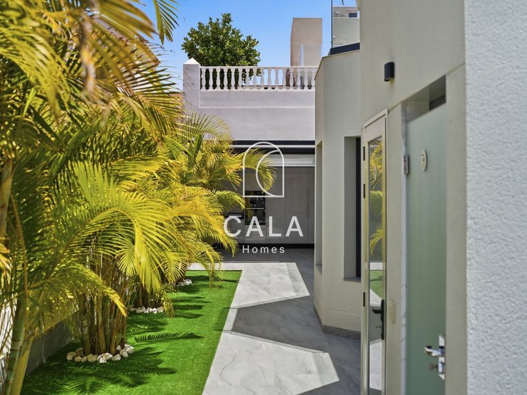 Villa for Sale in Costa Adeje, Tenerife 33
