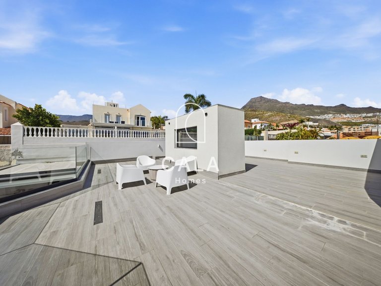 Villa for Sale in Costa Adeje, Tenerife 40