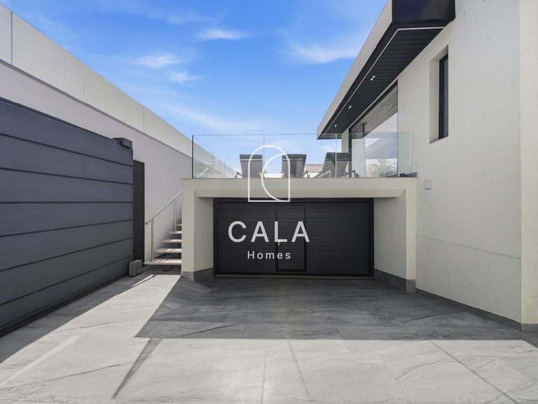 Villa for Sale in Costa Adeje, Tenerife 42