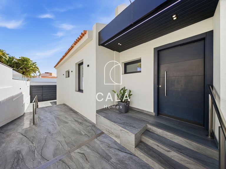 Villa for Sale in Costa Adeje, Tenerife 49