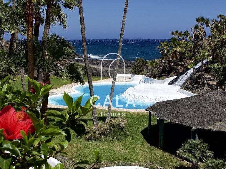 Villa for Sale in Golf Del Sur, Tenerife 11