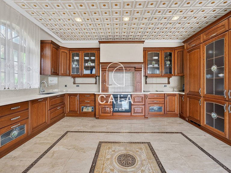 Villa for Sale in Golf Del Sur, Tenerife 16