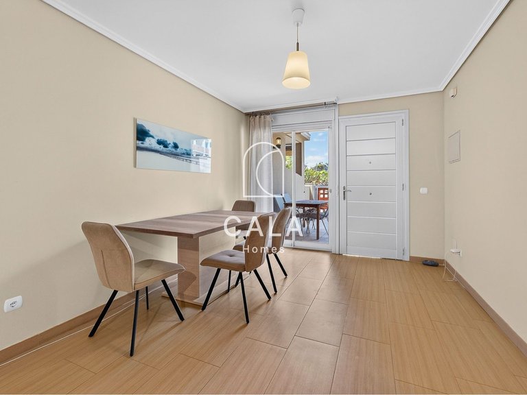 Town House for Sale in El Medano, Tenerife 8