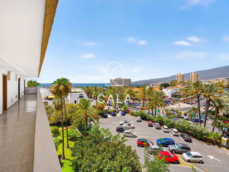 Apartment for Sale in Playa De Las Américas, Tenerife 18
