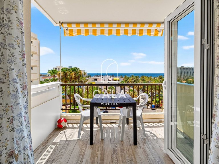 Apartment for Sale in Playa De Las Américas, Tenerife 1