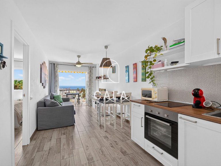 Apartment for Sale in Playa De Las Américas, Tenerife 10