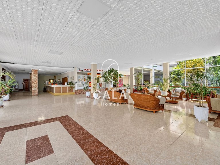 Apartment for Sale in Playa De Las Américas, Tenerife 23