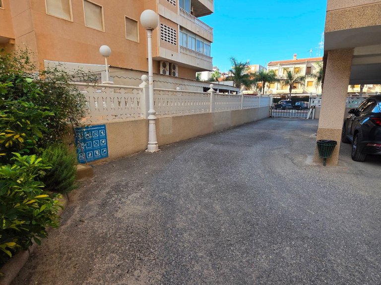 Apartment for Sale in Santa Pola, Alicante 47