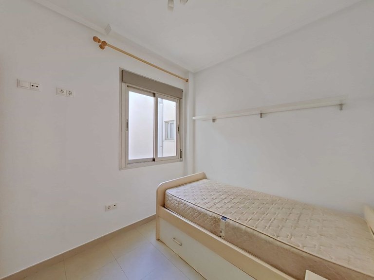 Apartment for Sale in Guardamar Del Segura, Alicante 17