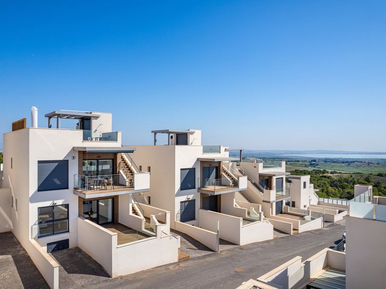 Apartment for Sale in San Miguel De Salinas, Alicante 7
