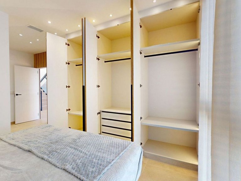 Villa for Sale in Finestrat, Alicante 34