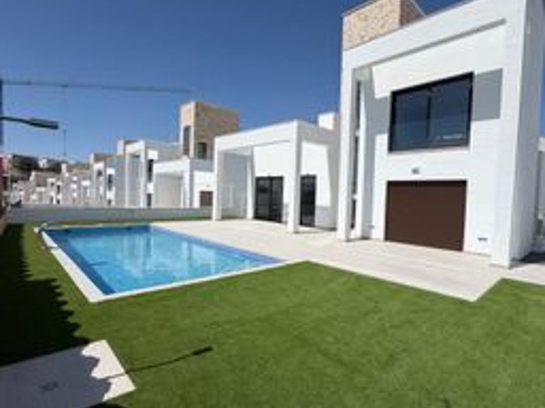 Town House for Sale in Finestrat, Alicante 3