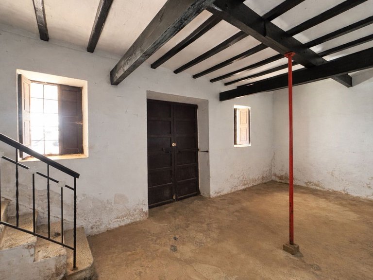 Villa for Sale in Santa Eularia Des Riu, Alicante 6