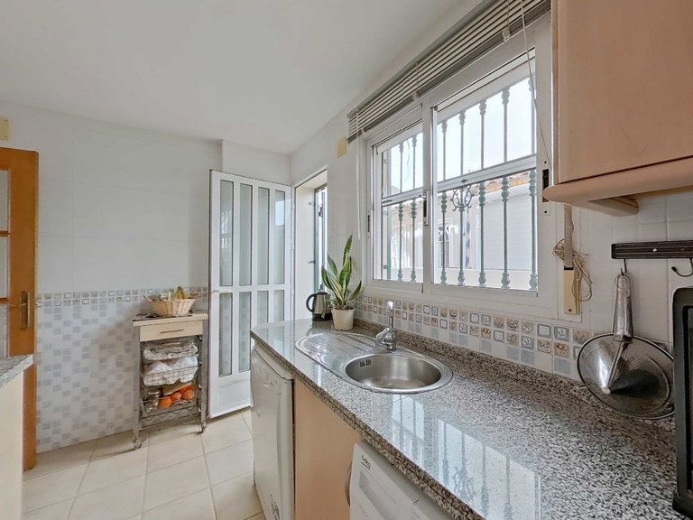 Town House for Sale in Alicante/alacant, Alicante 6