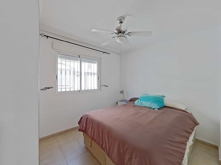 Town House for Sale in Alicante/alacant, Alicante 20