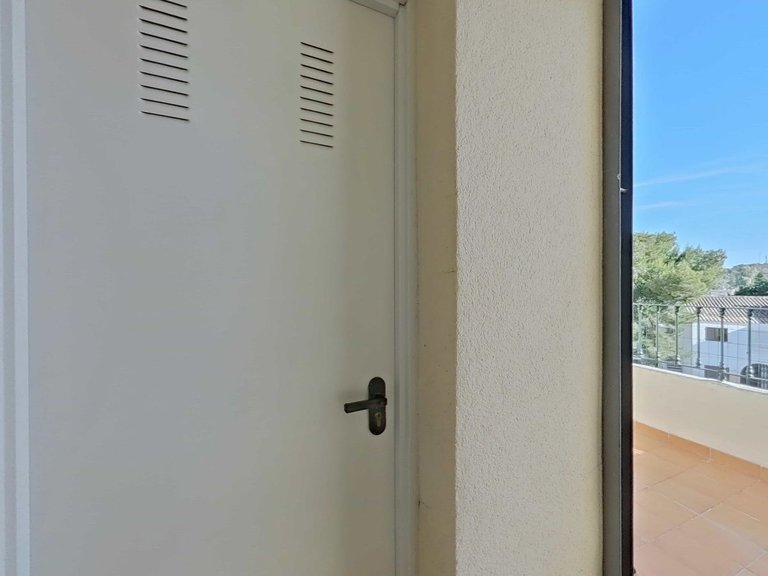 Town House for Sale in Alicante/alacant, Alicante 36