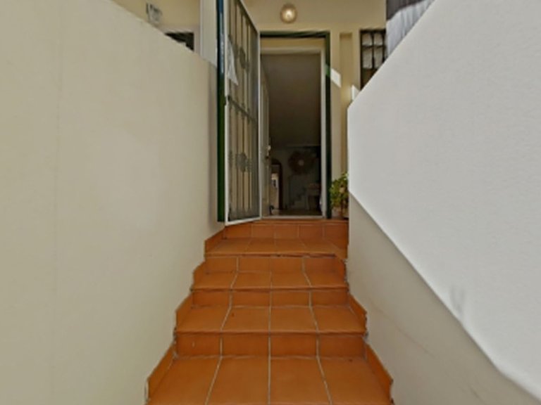 Town House for Sale in Alicante/alacant, Alicante 39