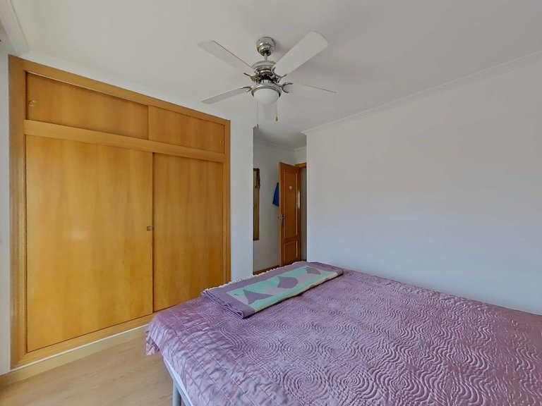 Town House for Sale in Alicante/alacant, Alicante 43