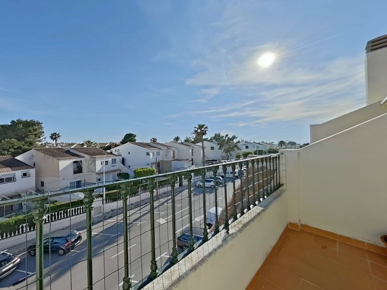 Town House for Sale in Alicante/alacant, Alicante 45