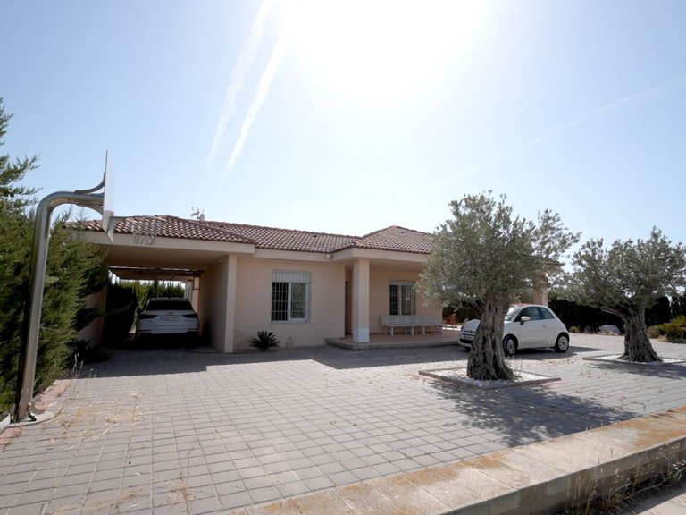 Villa for Sale in Orihuela, Alicante 13