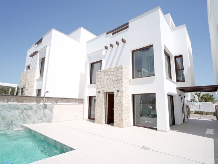 Town House for Sale in Los Montesinos, Alicante 1