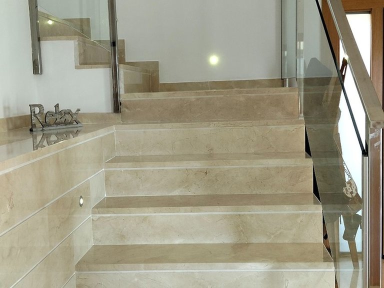 Villa for Sale in Relleu, Alicante 19
