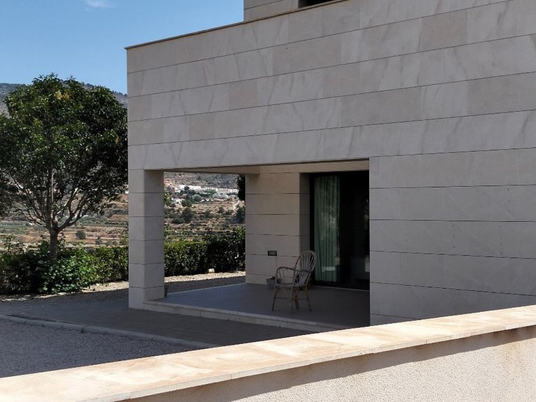 Villa for Sale in Relleu, Alicante 32