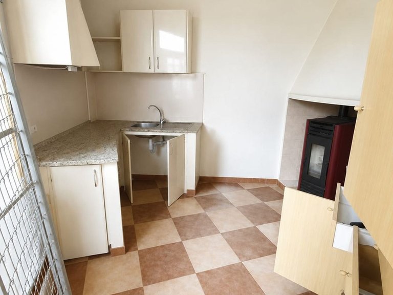 Villa for Sale in Teresa De Cofrentes, Alicante 7