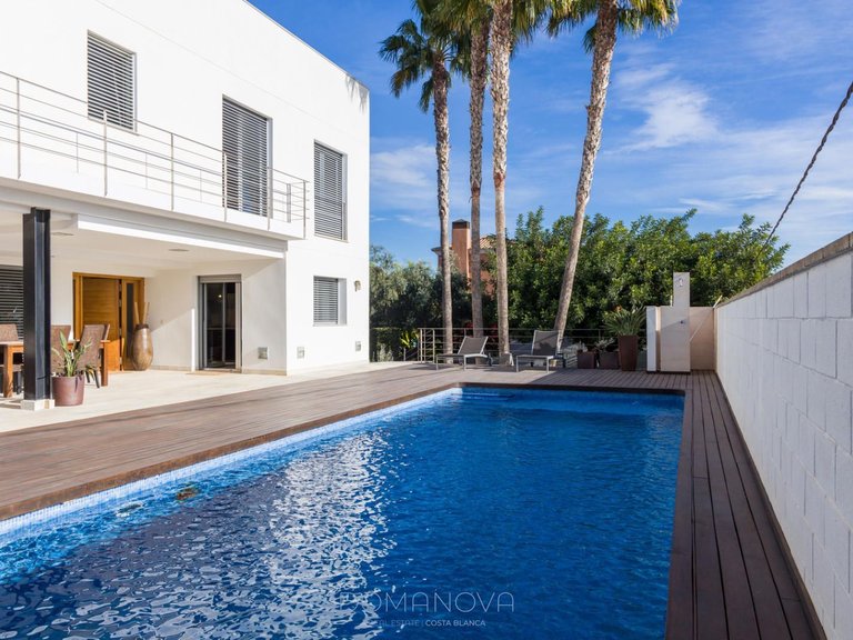 Town House for Sale in Sant Joan D'alacant, Alicante 4