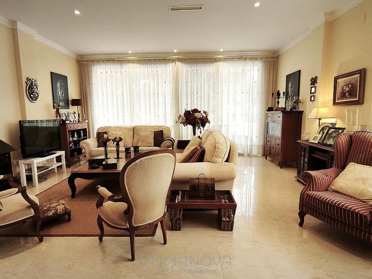 Town House for Sale in Alicante/alacant, Alicante 11