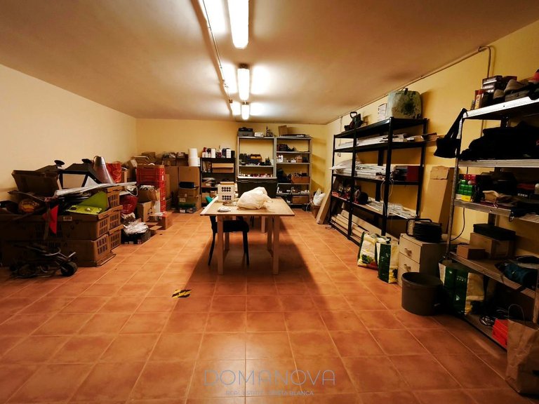 Town House for Sale in Alicante/alacant, Alicante 37