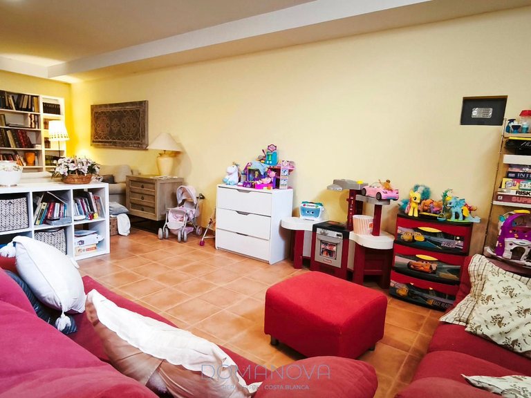 Town House for Sale in Alicante/alacant, Alicante 33