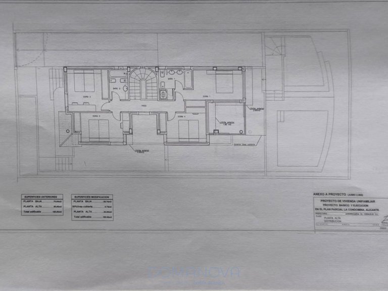 Town House for Sale in Alicante/alacant, Alicante 43