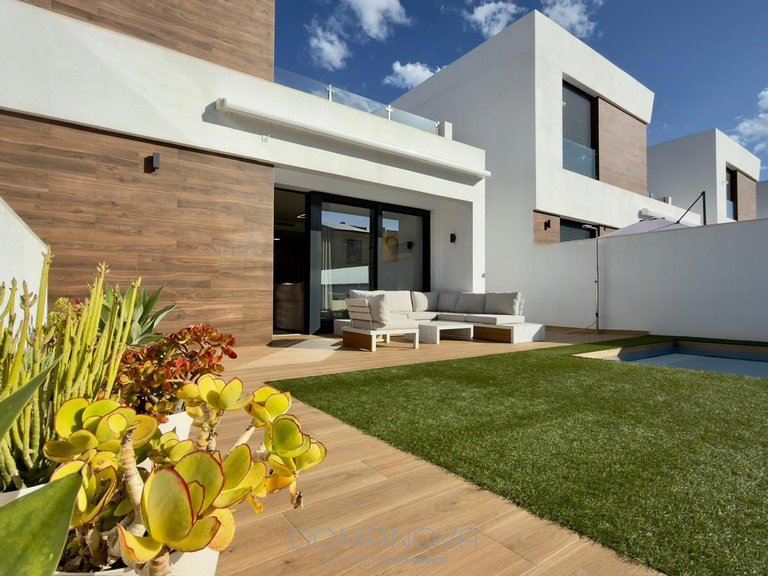 Town House for Sale in El Campello, Alicante 11