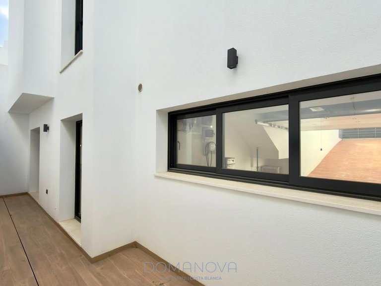 Town House for Sale in El Campello, Alicante 43