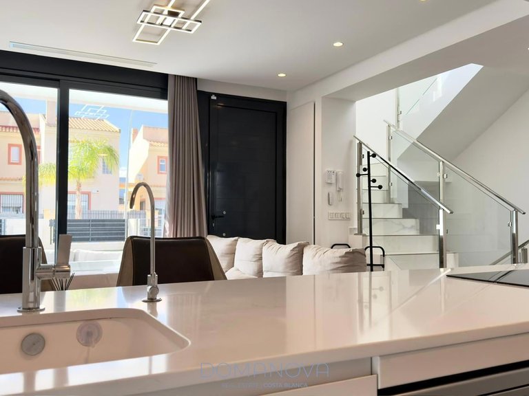 Town House for Sale in El Campello, Alicante 25