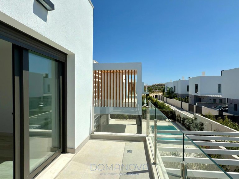 Town House for Sale in Alicante/alacant, Alicante 22