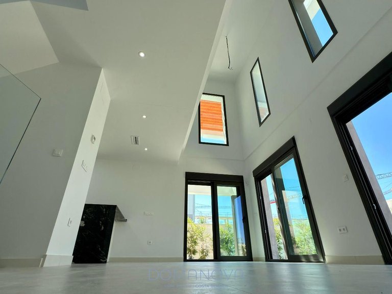 Town House for Sale in Alicante/alacant, Alicante 13