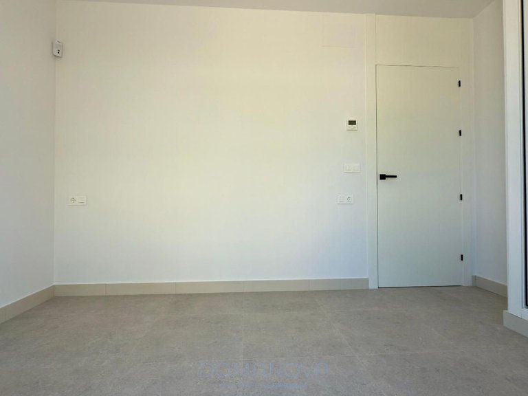 Town House for Sale in Alicante/alacant, Alicante 33