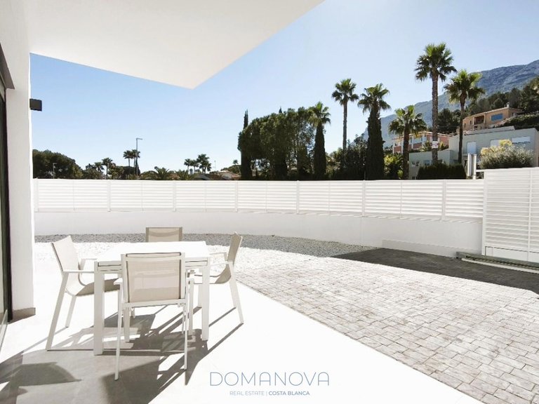 Town House for Sale in Dénia, Alicante 3