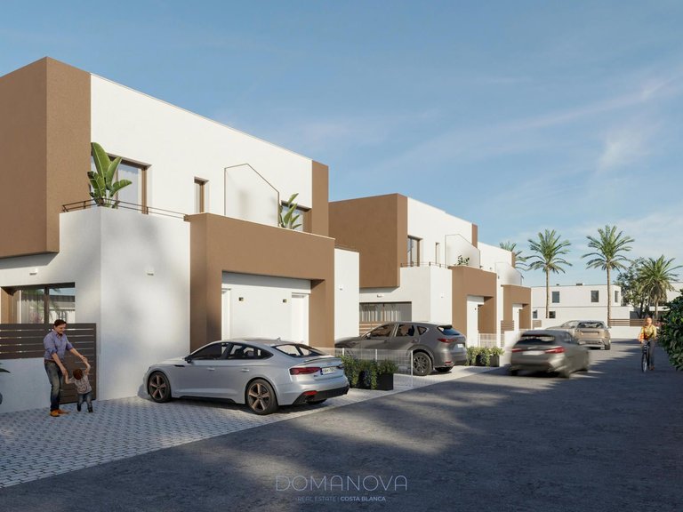 Town House for Sale in Elche/elx, Alicante 1