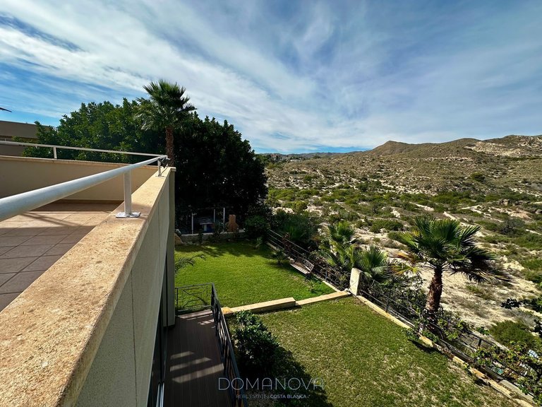 Town House for Sale in El Campello, Alicante 16