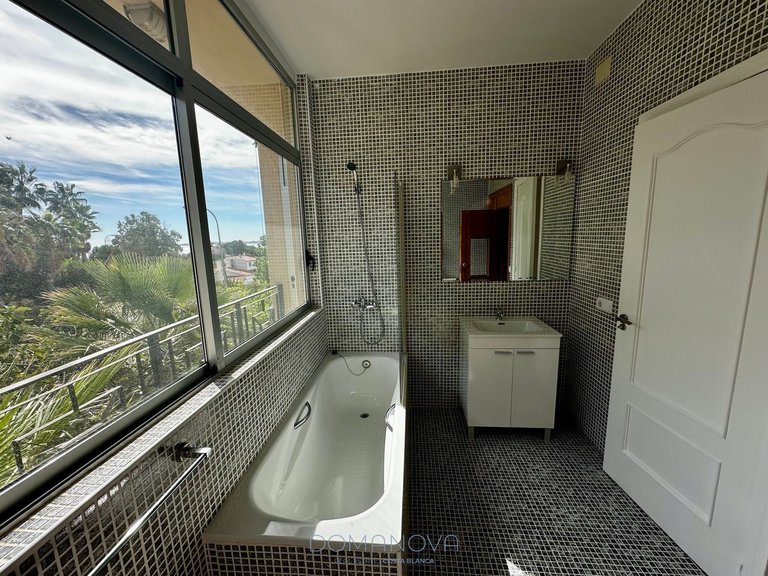 Town House for Sale in El Campello, Alicante 20