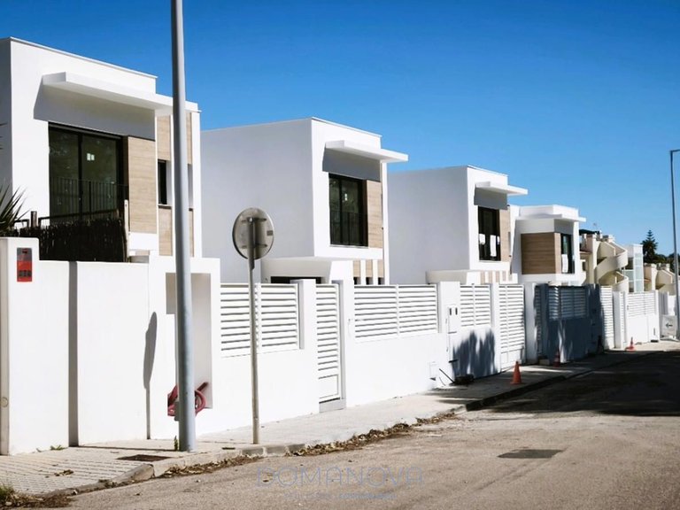 Town House for Sale in Dénia, Alicante 1