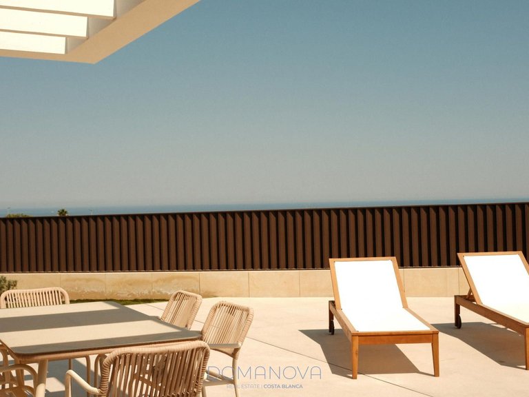 Town House for Sale in Mutxamel, Alicante 1