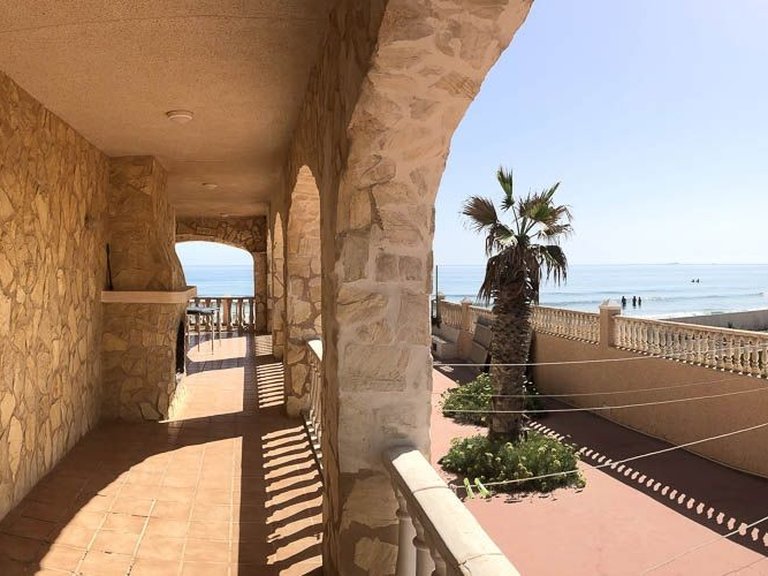 Villa for Sale in La Manga Del Mar Menor 8