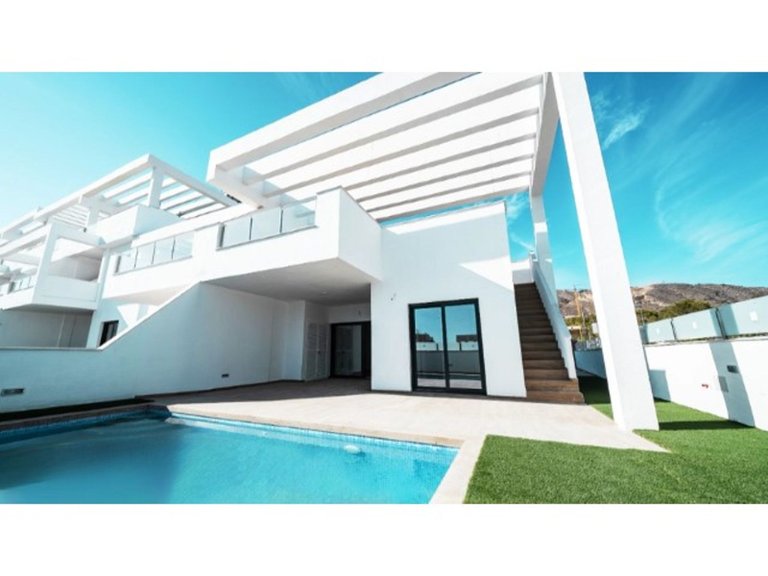 Villa for Sale in Finestrat 2