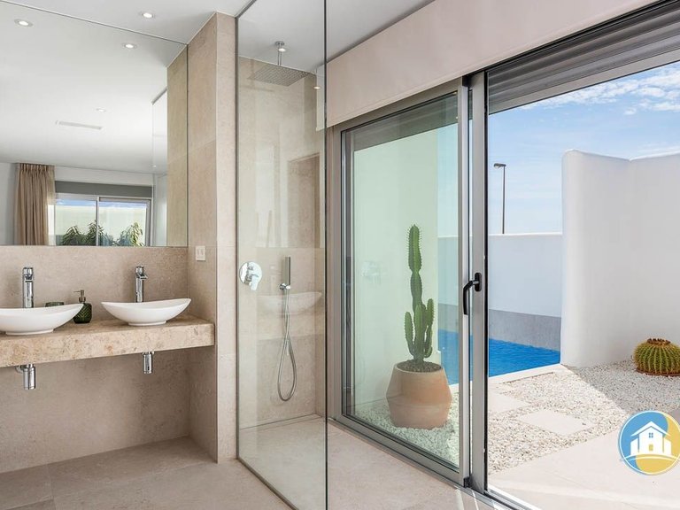 Villa for Sale in Los Alcazares 16