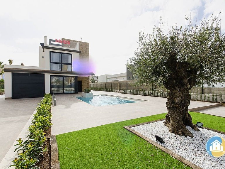 Villa for Sale in Dehesa De Campoamor 3